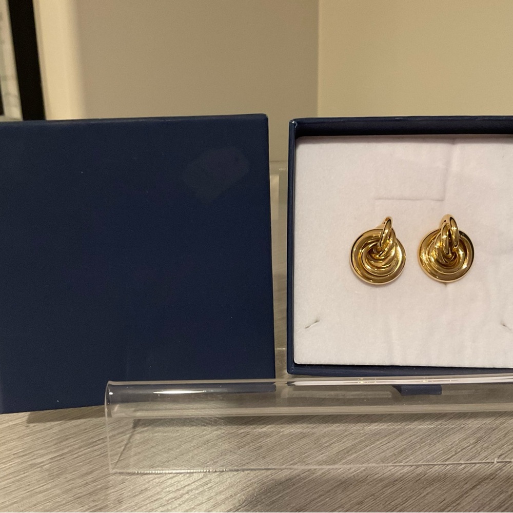Givenchy vintage authentic golden earrings clip ons rare - Picture 2 of 4